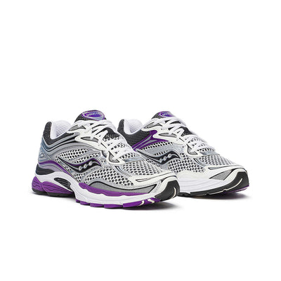 Saucony ProGrid Omni 9 running shoes featuring a breathable mesh upper and supportive cushioning in a dynamic design.