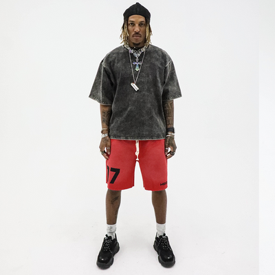 Red HeightsDistrict fleece shorts with a relaxed fit, featuring a soft, cozy fabric perfect for casual wear.
